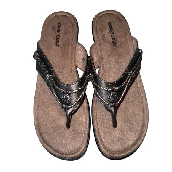 MINNETONKA Silverthorne Leather Thong Pewter Silver Flip Flops Sandals Size 11 - Picture 2 of 11